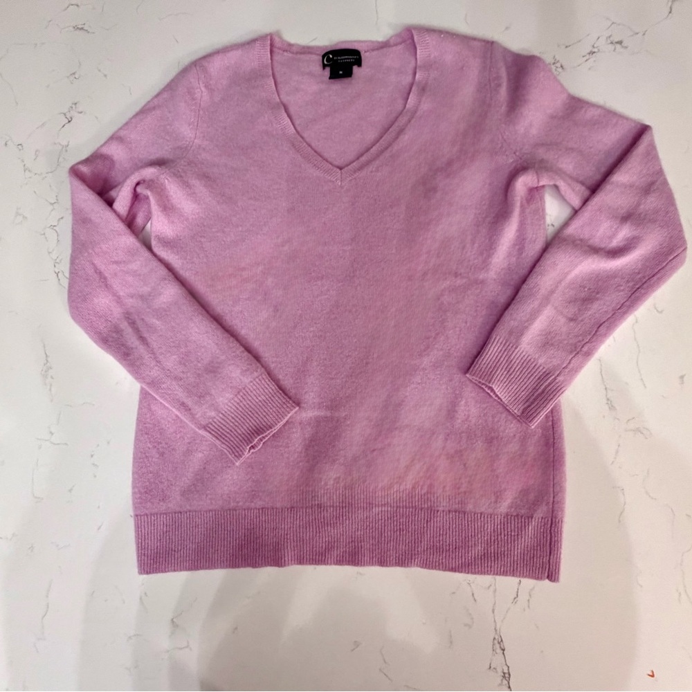 Y2K Bloomingdale's Lavender V-Neck Cashmere Sweater